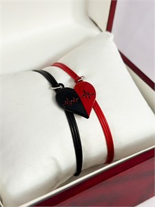 Парные магнитные браслеты "Red and black" (И) 18891